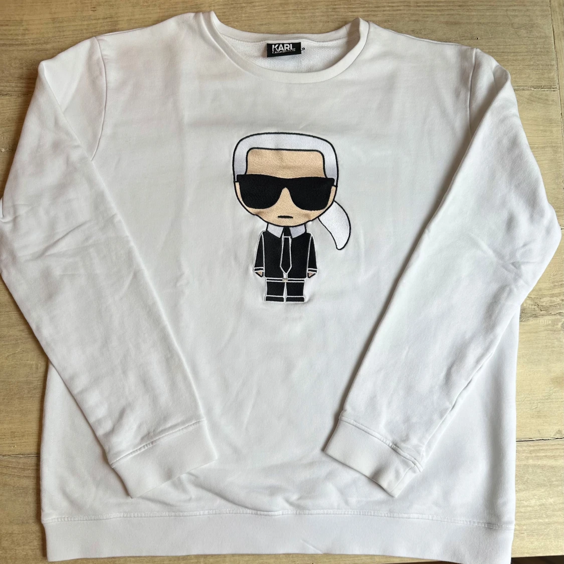 Vit sweatshirt från Karl Lagerfeld - 1