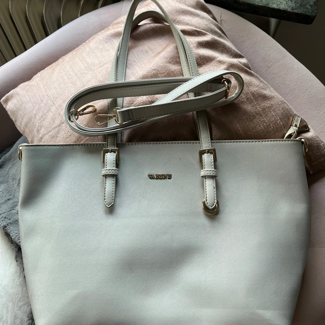 Beige axelväska från Valette - 4