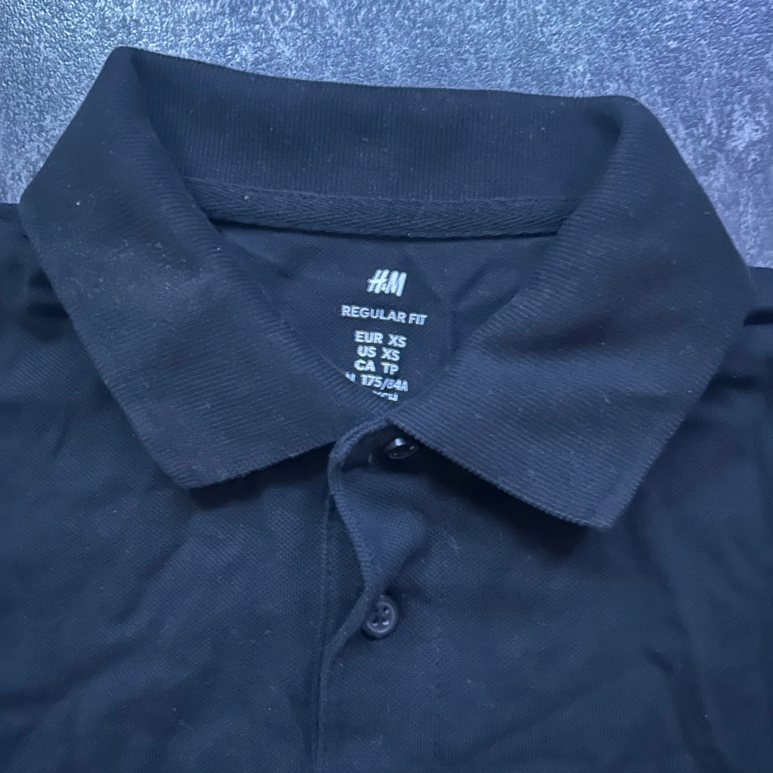 Svart pikétröja från H&M XS - 1