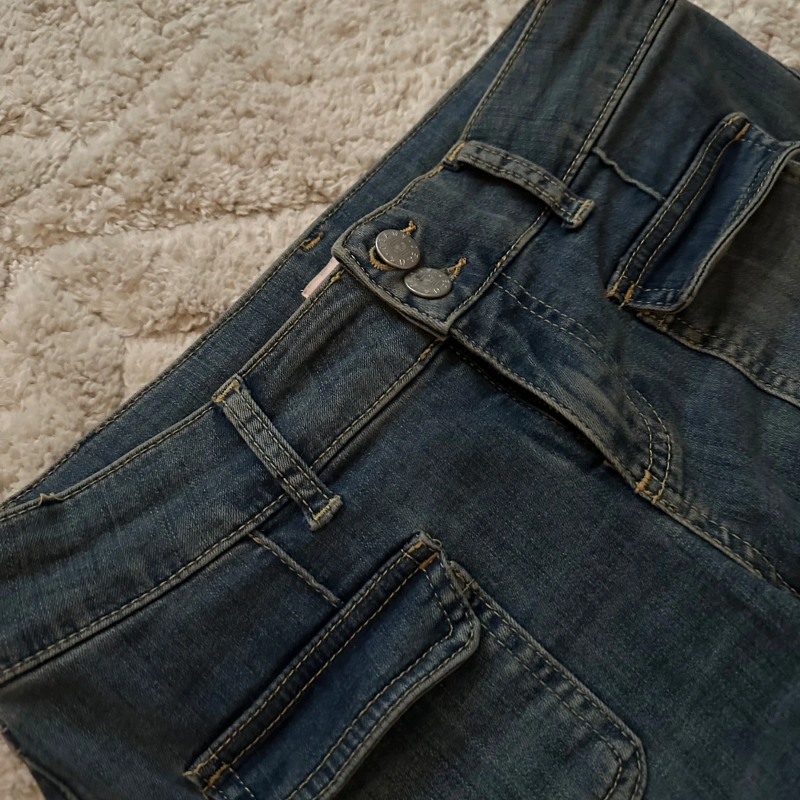 Blå bootcut jeans från Nelly - 3