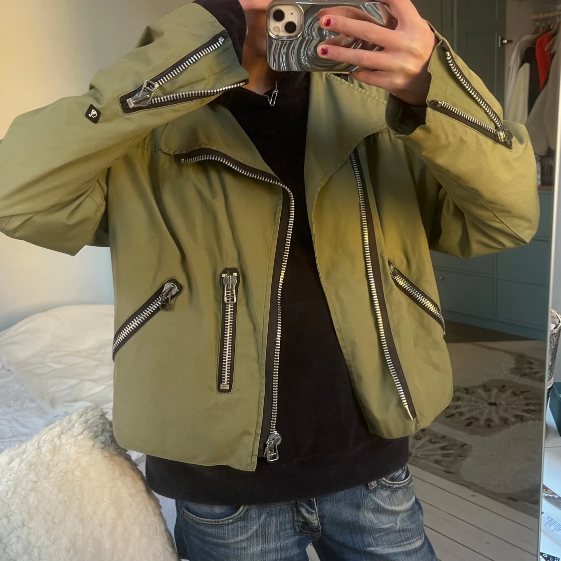 Olivgrön bomberjacka med dragkedjor - 2