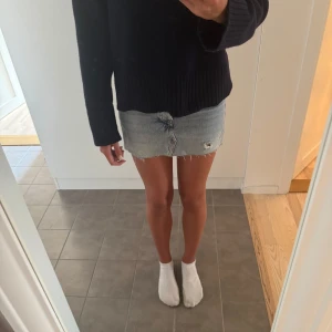 Jeanskjol - Säljer min fina jeanskjol, säljs då jag har flera💕