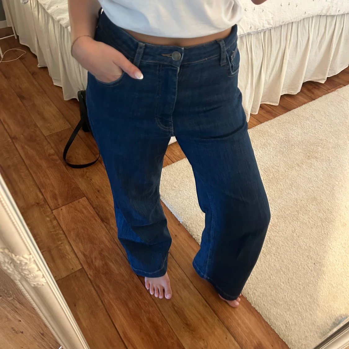 Mörkblå wide jeans med raka ben - 1