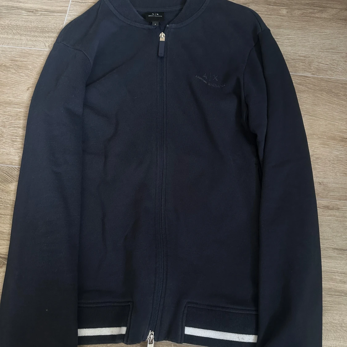 Svart overshirt från Armani Exchange