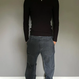 Svart overshirt med dragkedja  - Svart overshirt med dragkedja. Skick 8/10