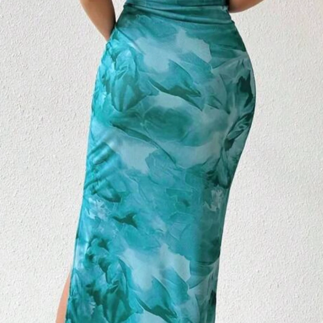 Turkos långklänning med slits - 1