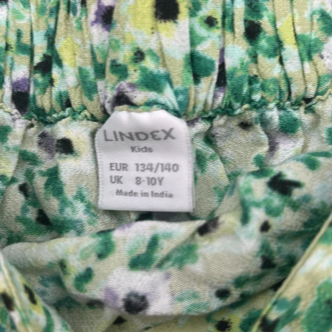 Blommig långkjol från Lindex Kids - 1