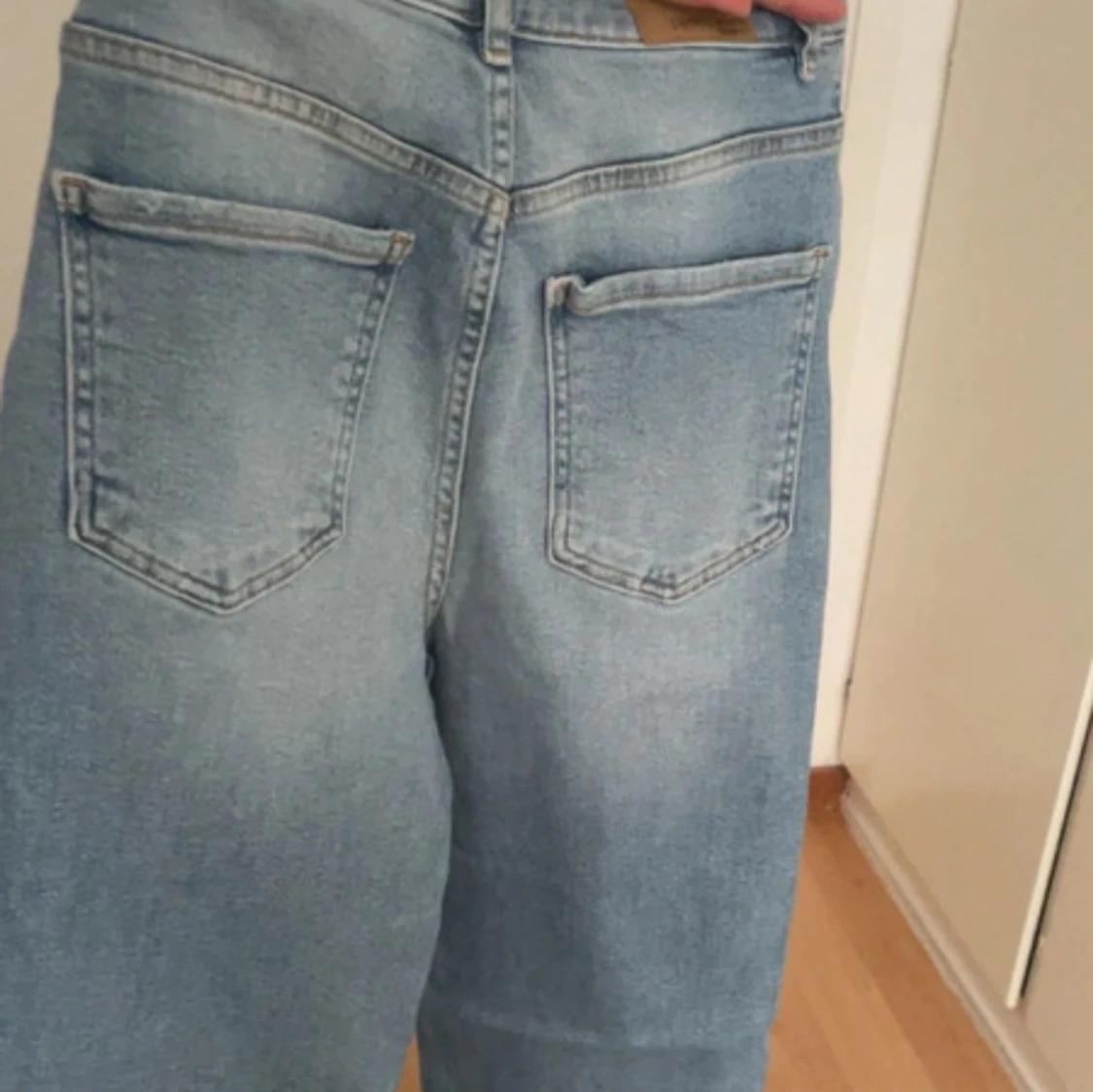 Ljusblå mom jeans  - 1