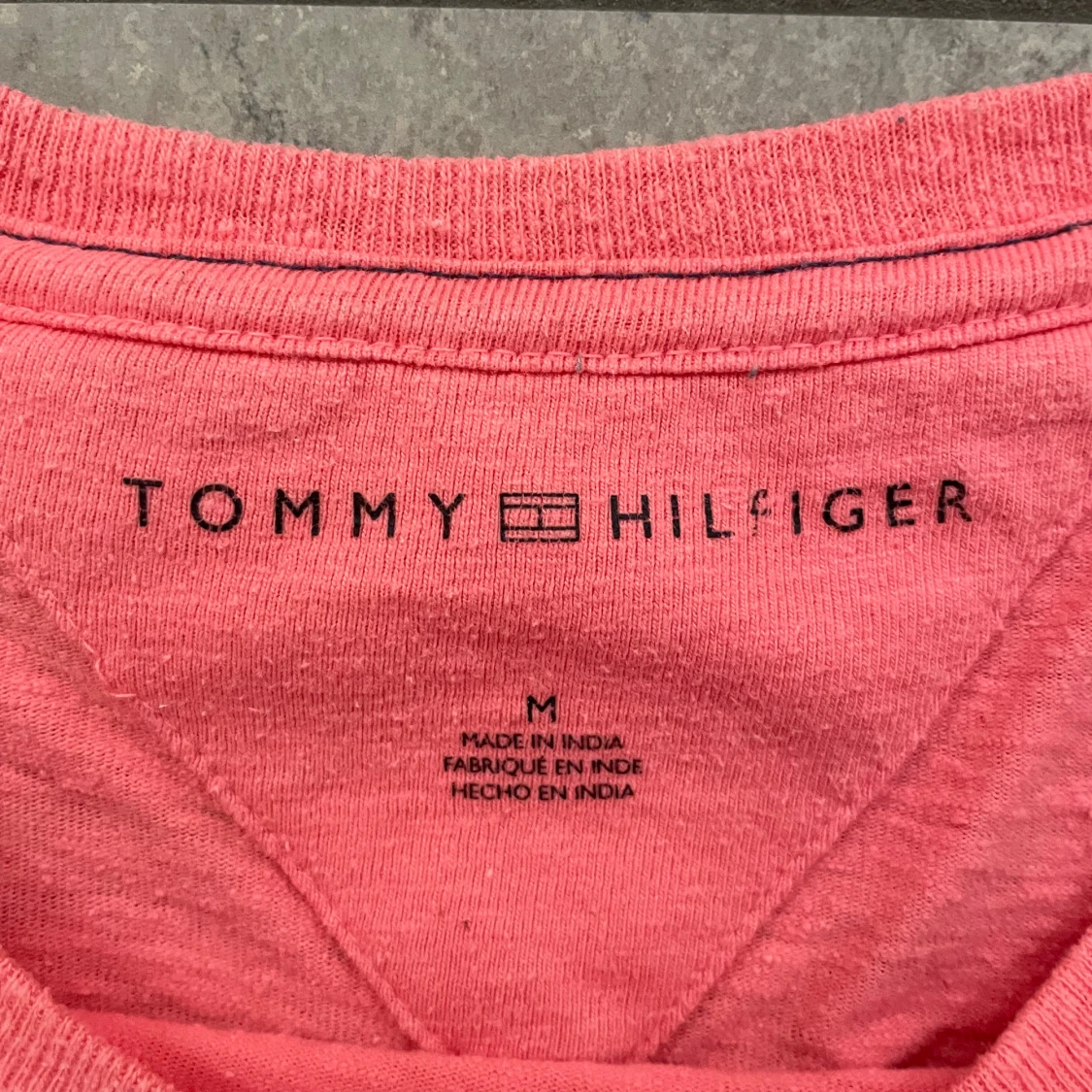 Rosa Tommy Hilfiger tee - 2