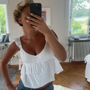 Nelly blus  - Aldrig använd🤍