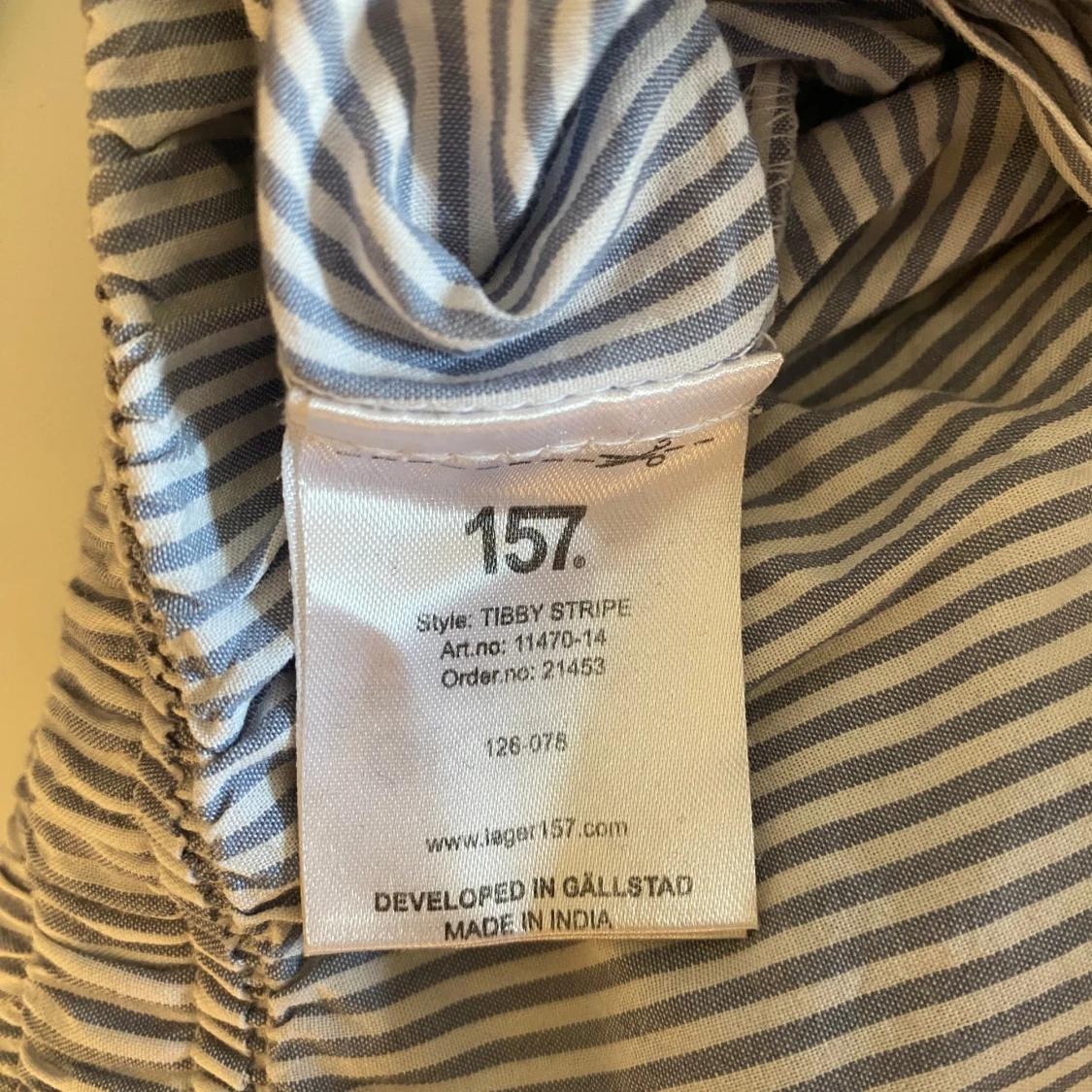 Randiga linnebyxor från 157, strl S - 2