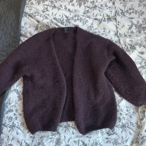  stickad kofta från lindex  - Endast använd en gång🌺