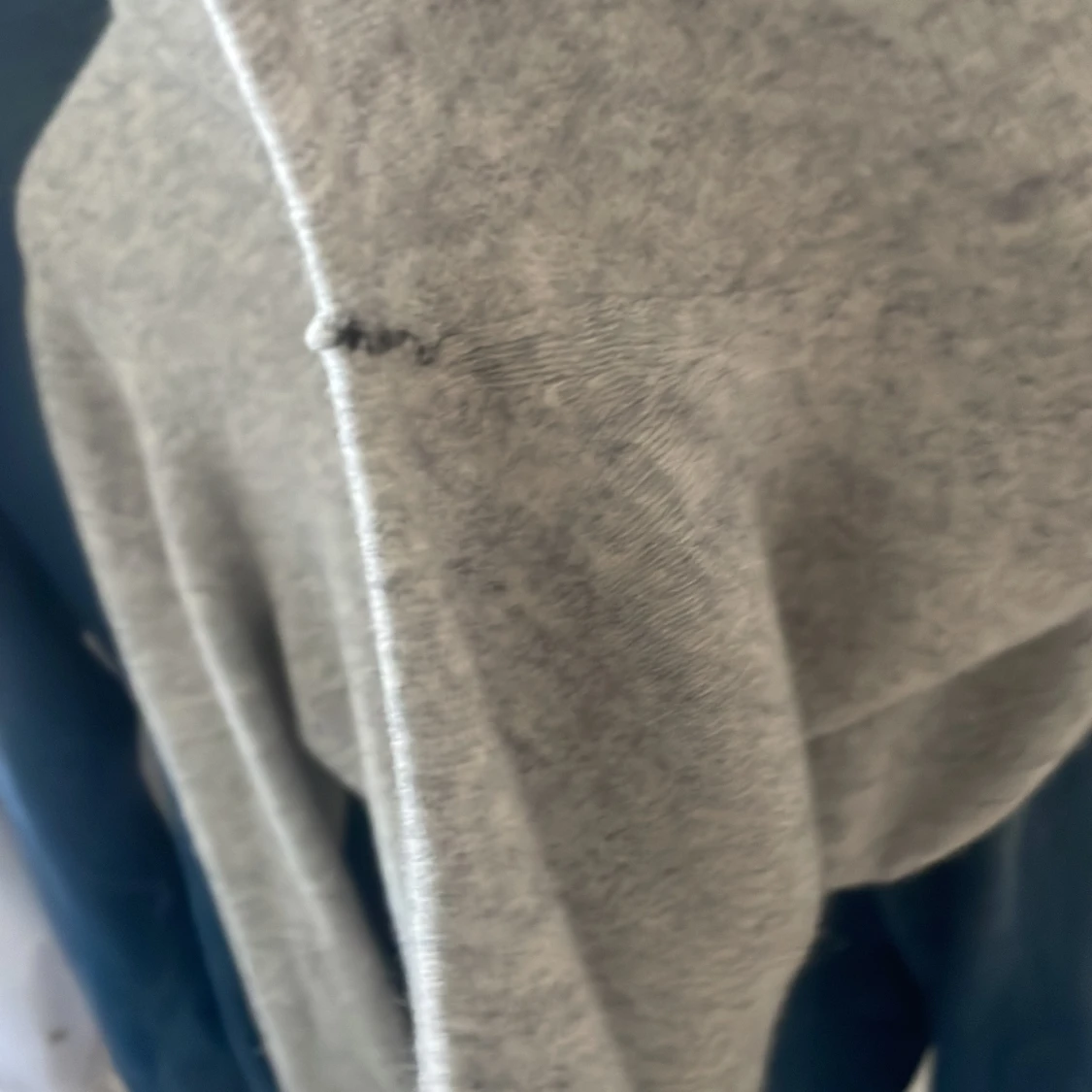 Grå Kashmir hoodie  - 3