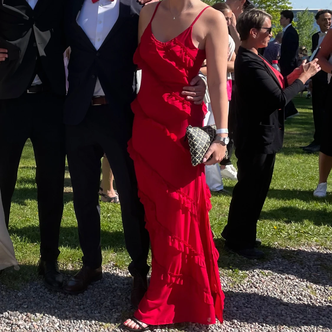 Balklänning med volanger - 1