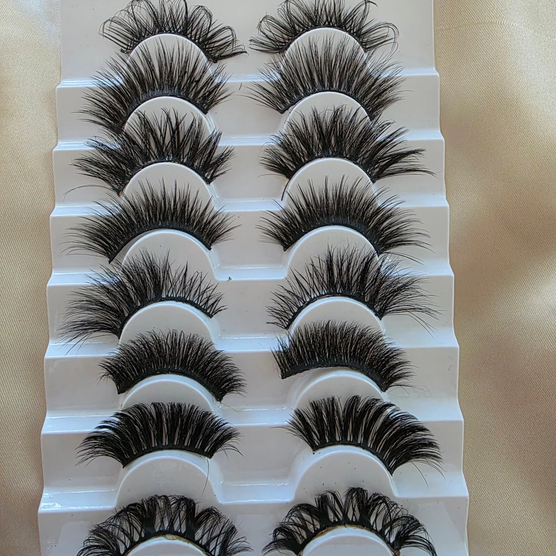 Set med lösögonfransar