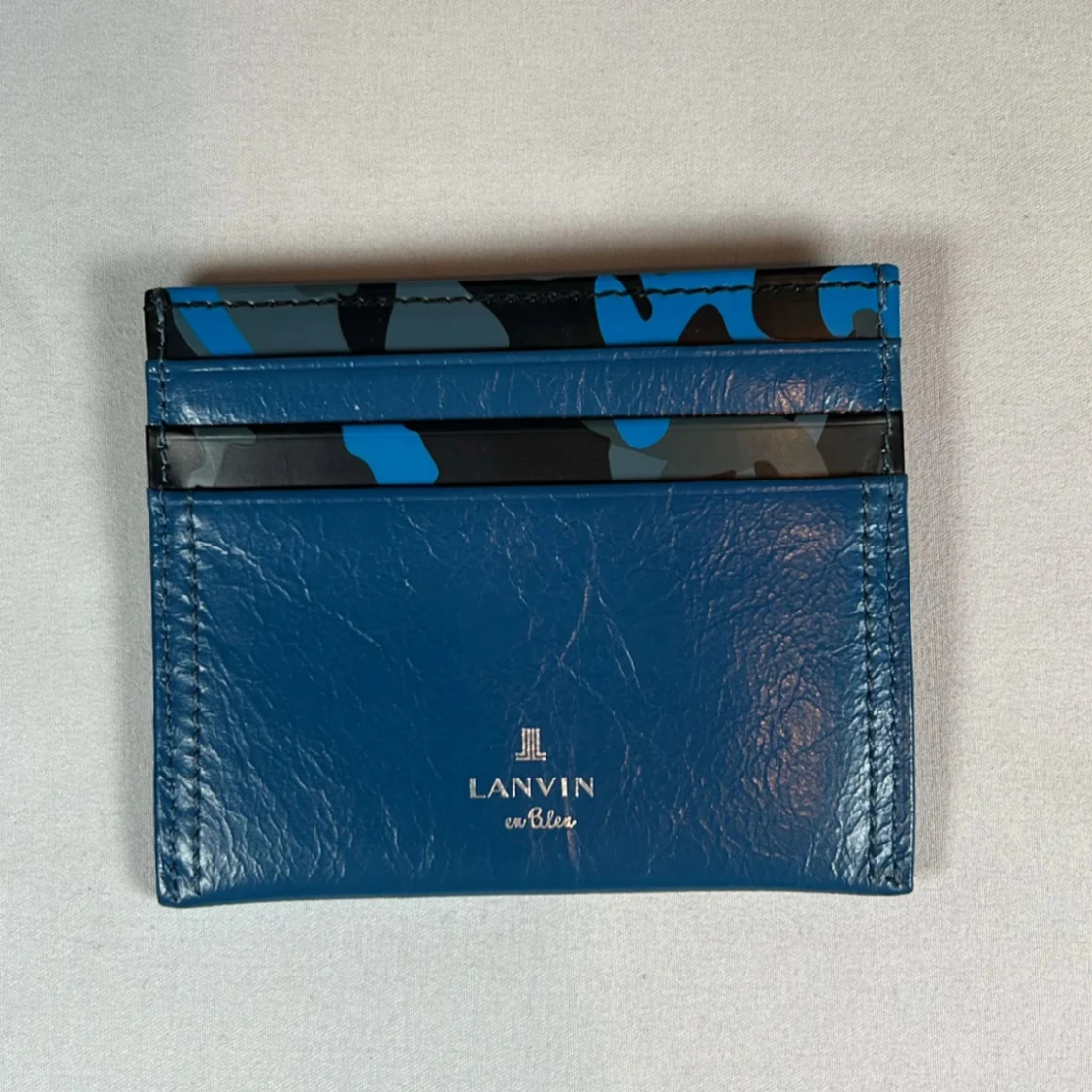 Blå plånbok från Lanvin