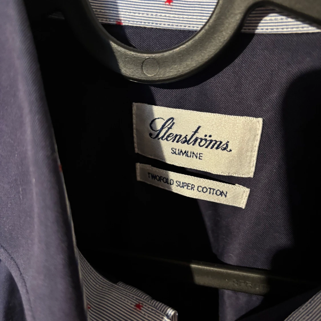 Mörkblå skjorta från Stenströms - 1