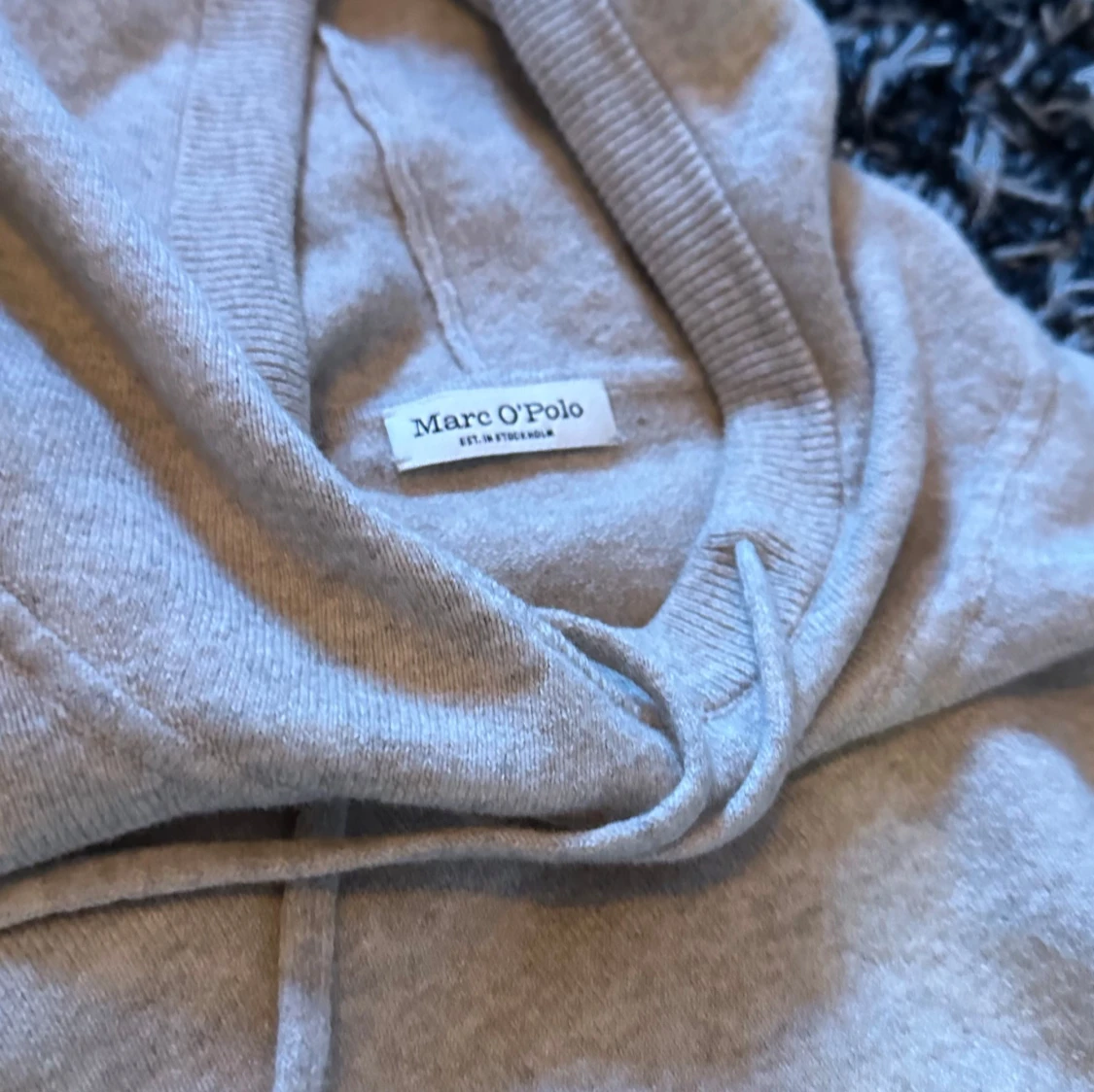Grå hoodie från Marc O'Polo cashmir  - 1