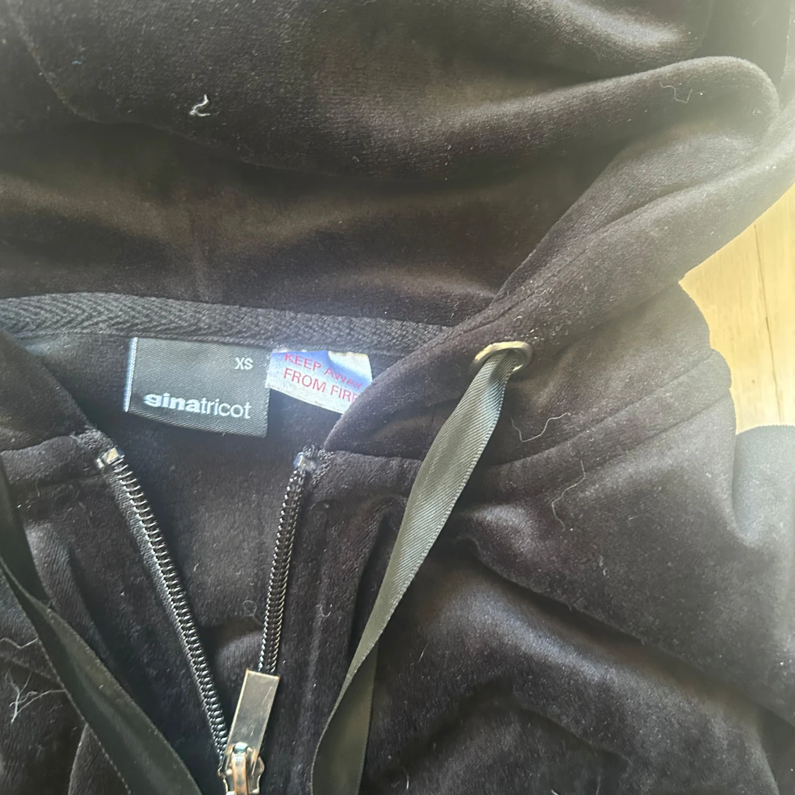 Söt velourhoodie - 1