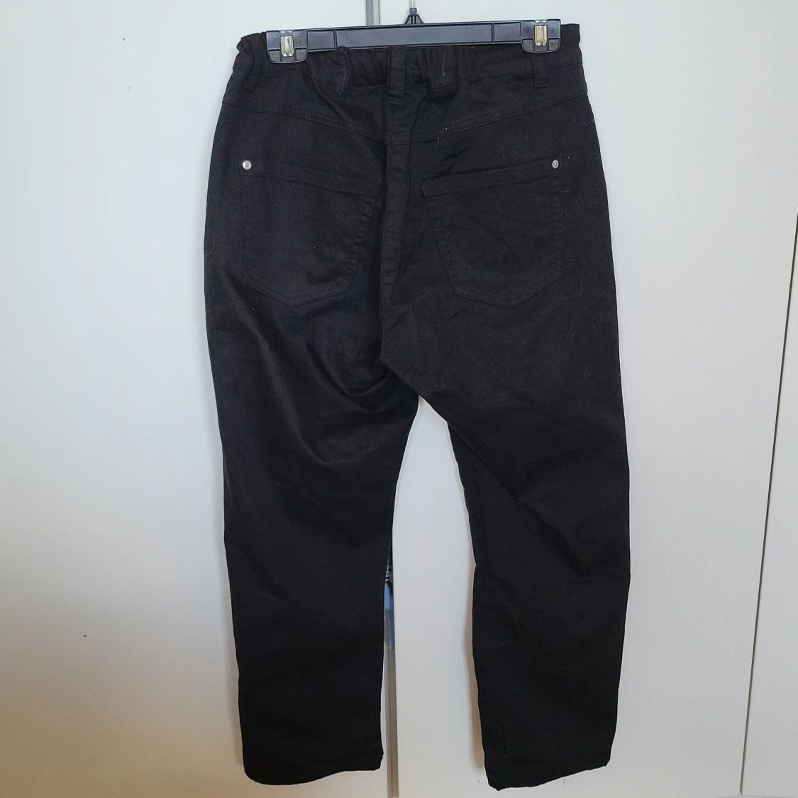 Svarta byxor från Amalia - 1