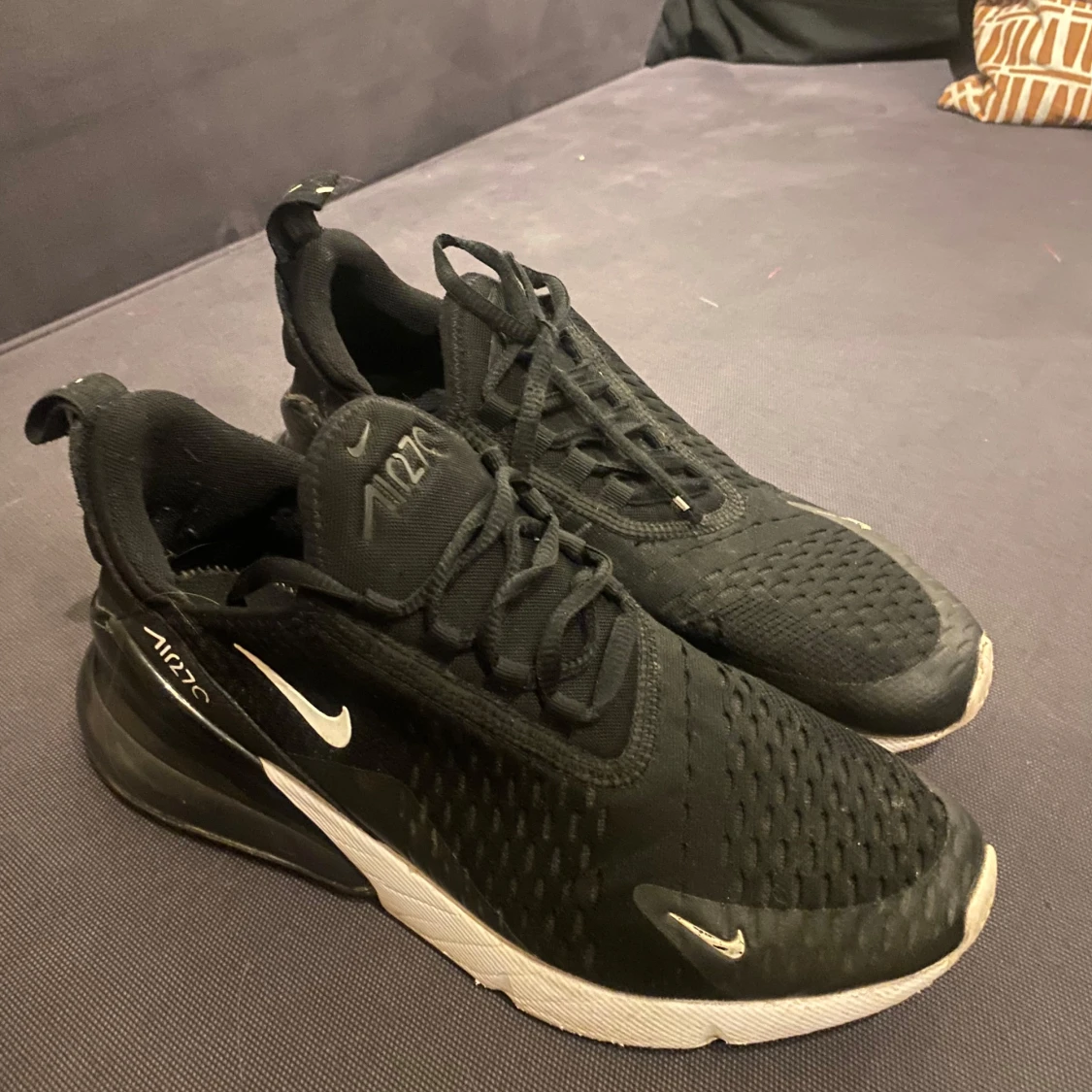 Svarta Nike Air Max 270