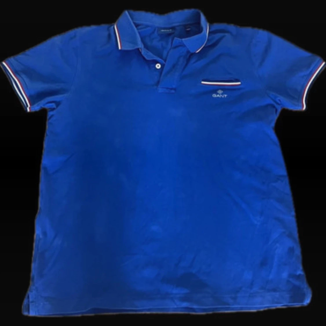 Blå pikétröja från GANT