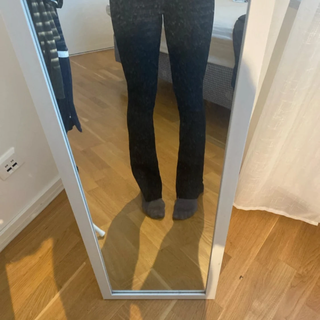 Svarta ribbade byxor - 3