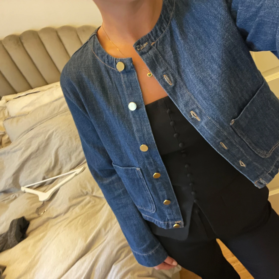 Jeansjacka från Zara med guldknappar