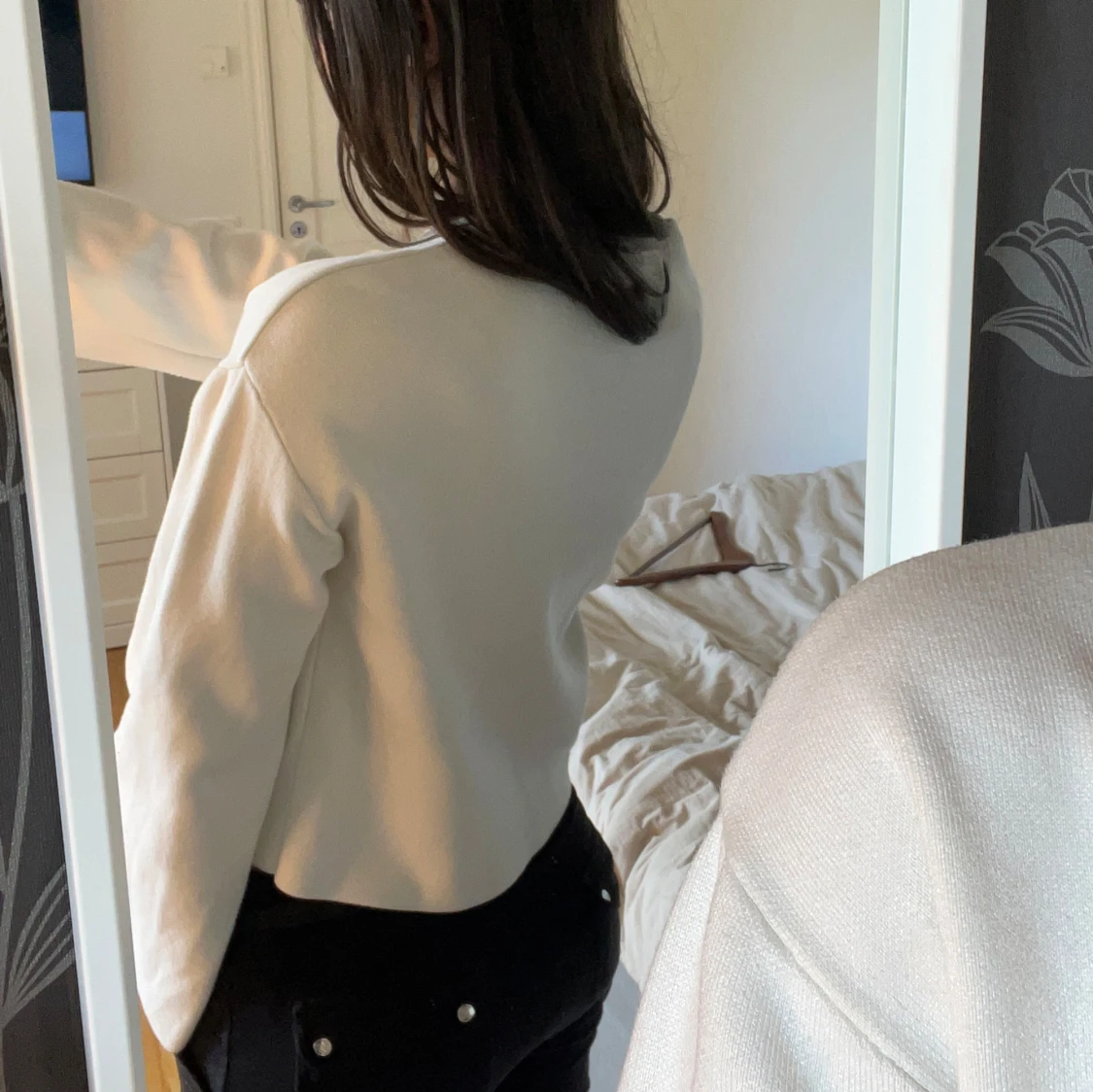 Vit kofta med snörning från Gina Tricot - 1