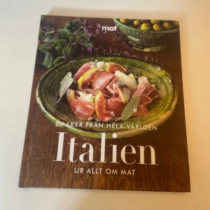 Italien: Smaker från hela världen - Upptäck italienska smaker med denna inspirerande kokbok! Fylld med enkla och klassiska recept, perfekta för dig som vill laga god mat hemma och imponera på vänner. Lär dig baka focaccia och laga äkta italienska rätter. Perfekt för unga matälskare!