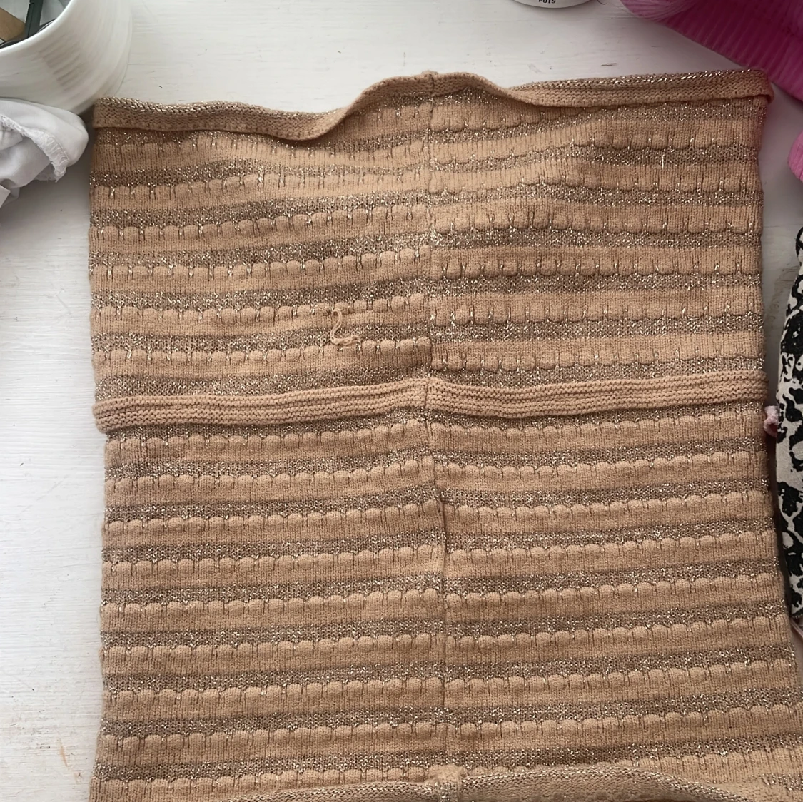 Beige/ guldig stickad bandeau tubtopp - 3