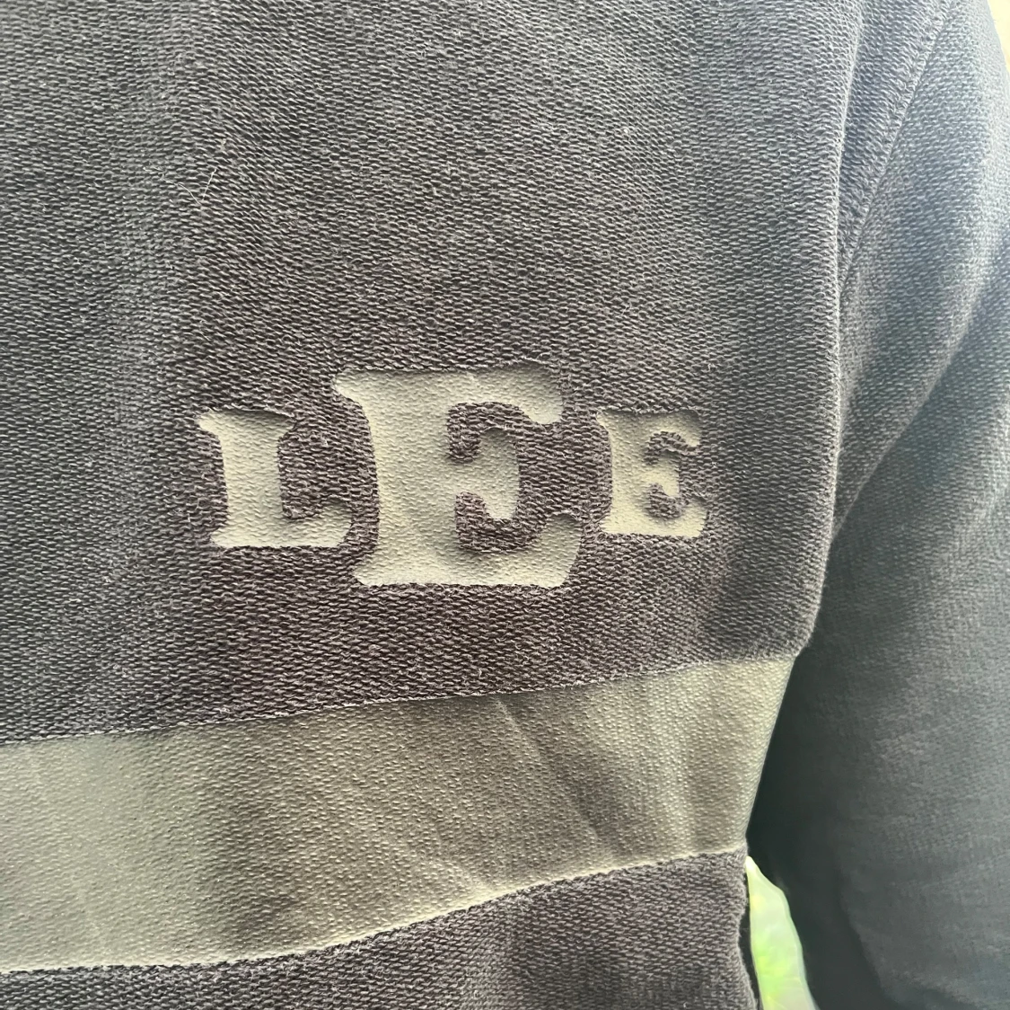 Svart sweatshirt från Lee med logga - 2