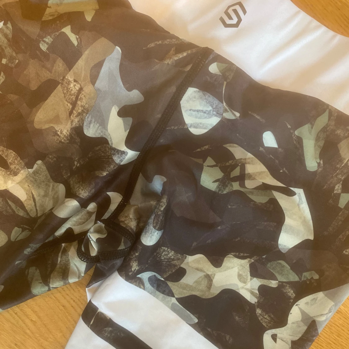 Camo leggings från STRONGER - 3