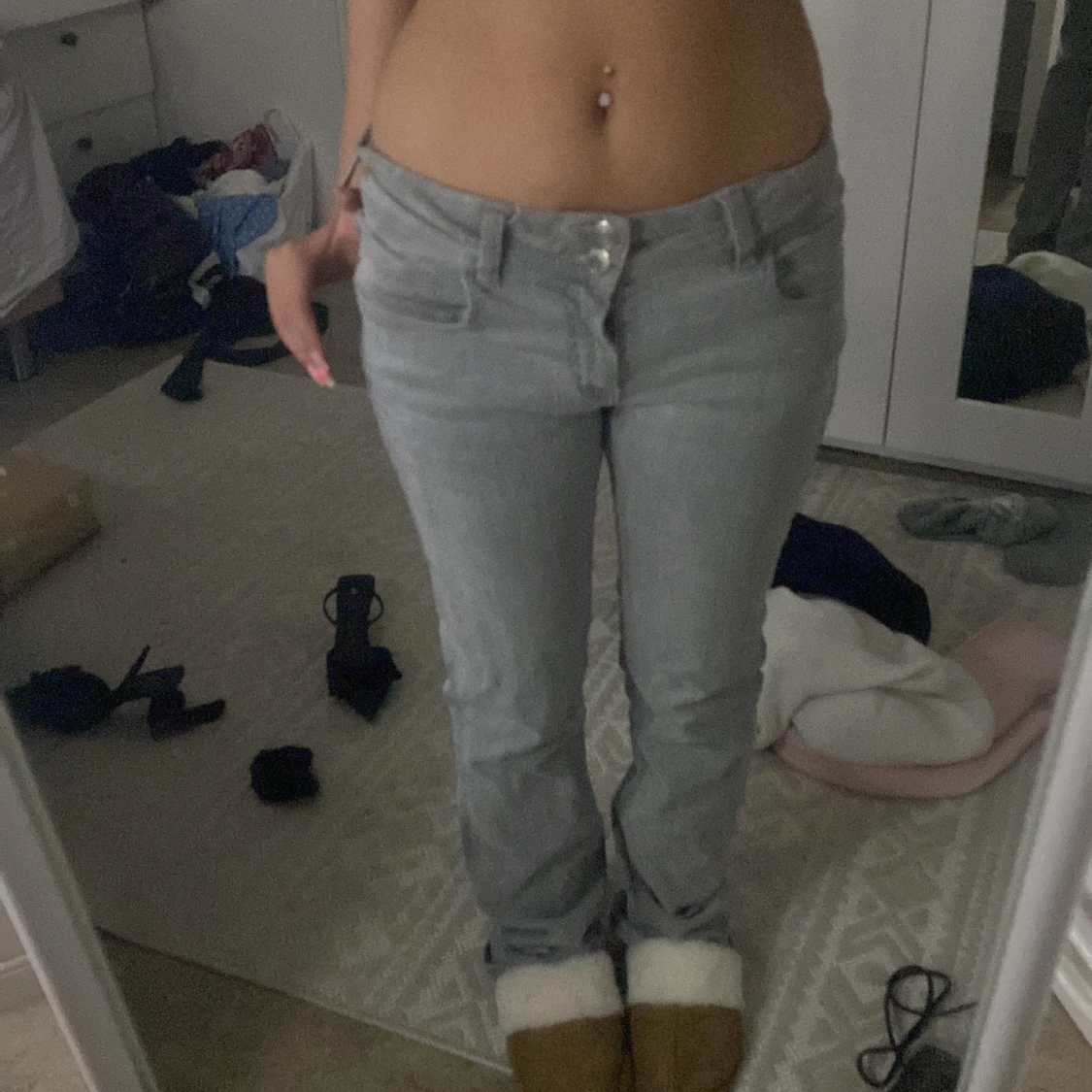 Ljusgrå raka jeans - 2