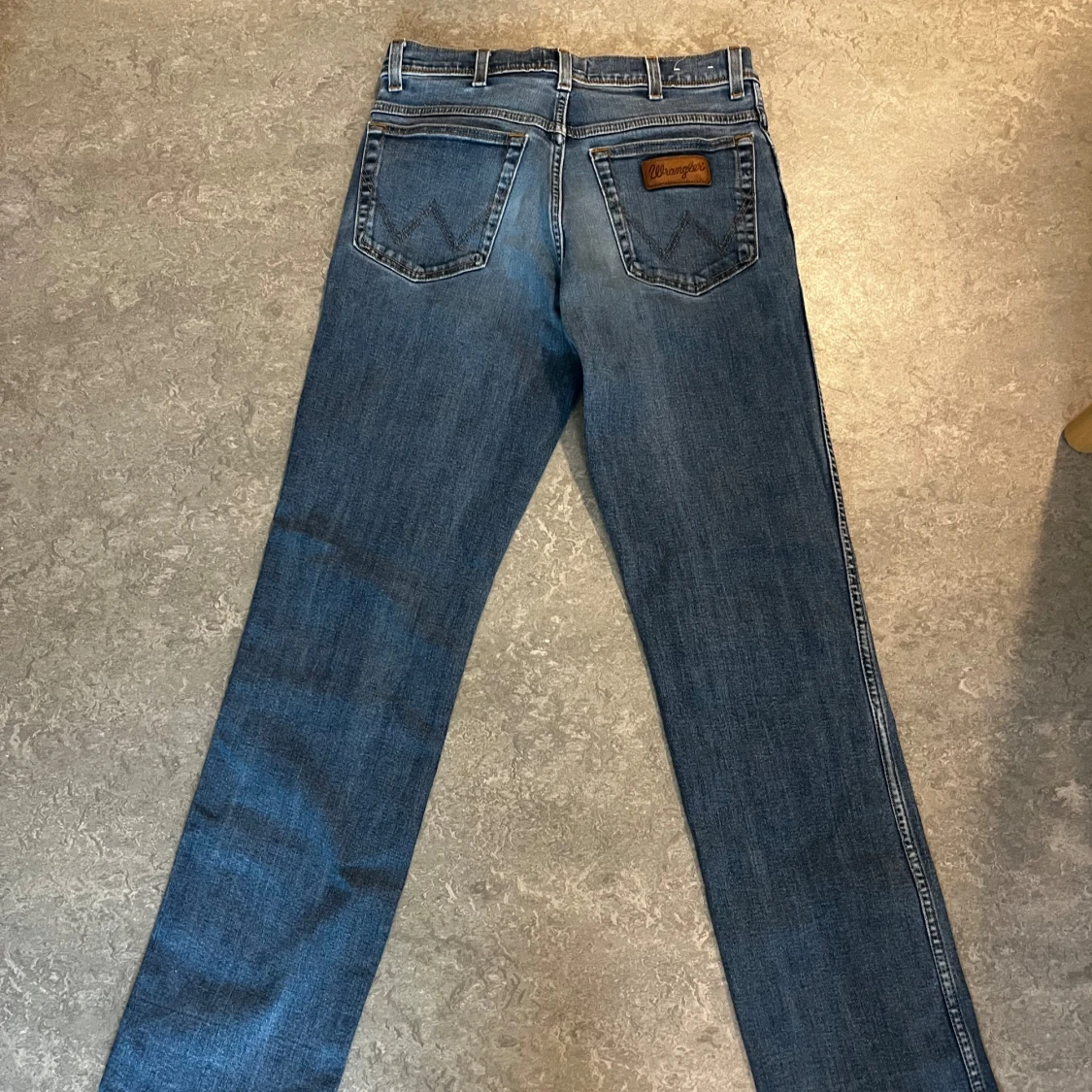 Wrangler raka blå jeans W30 L34 - 2
