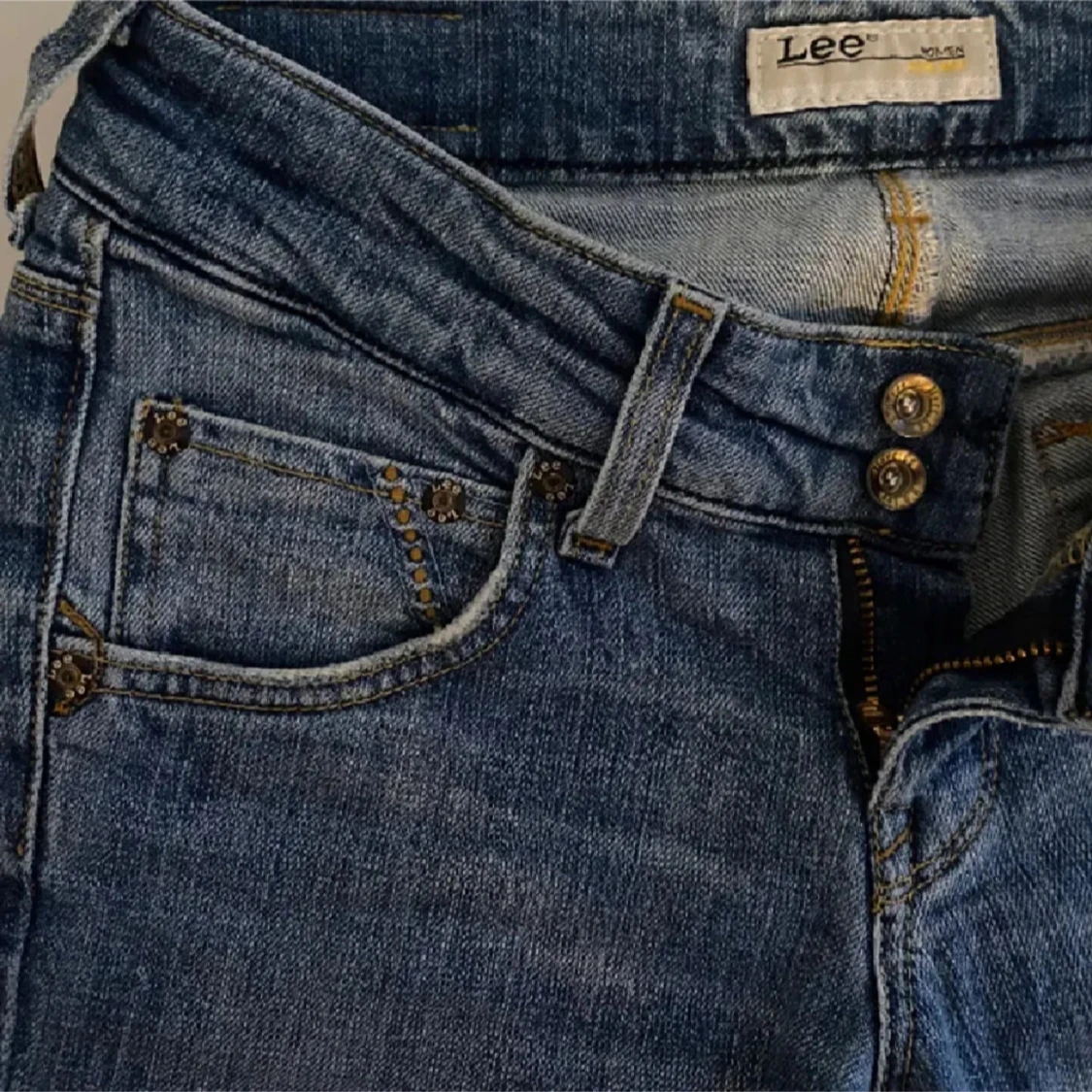 Blå bootcut jeans från Lee - 2