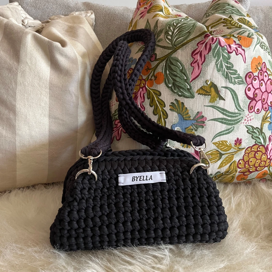 Svart handväska  - 1