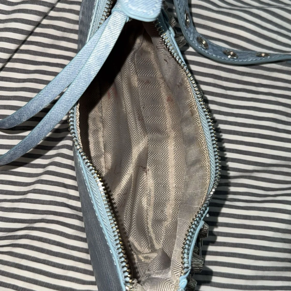 Ljusblå axelväska i jeans mönster - 4