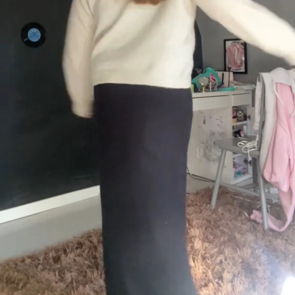 Svart långkjol med slits - 2