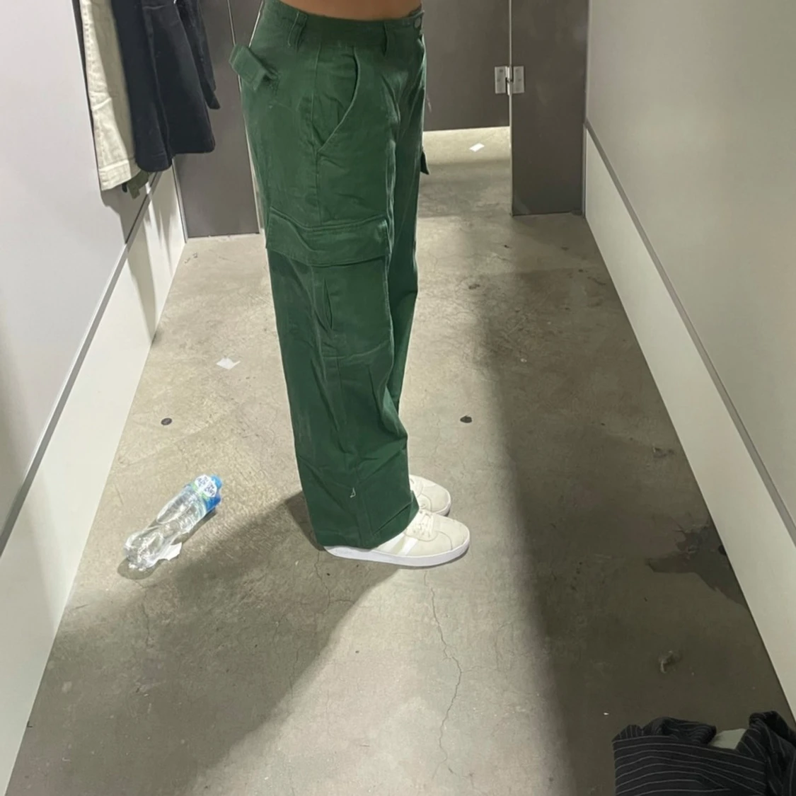 Gröna cargopants med raka ben - 1