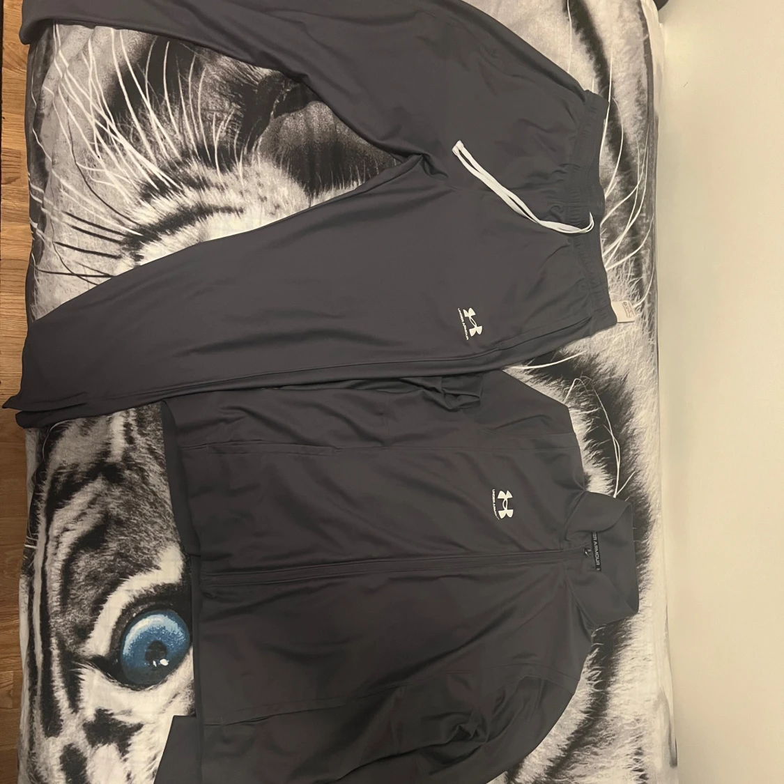 Svart träningsset från Under Armour - 3