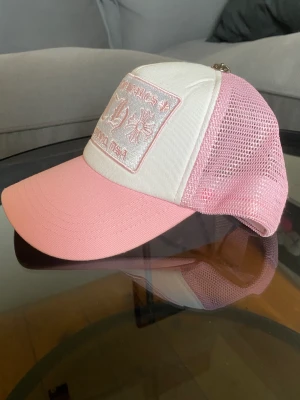Chrome Hearts Keps - Helt ny Chrome Hearts truckerkeps. 
