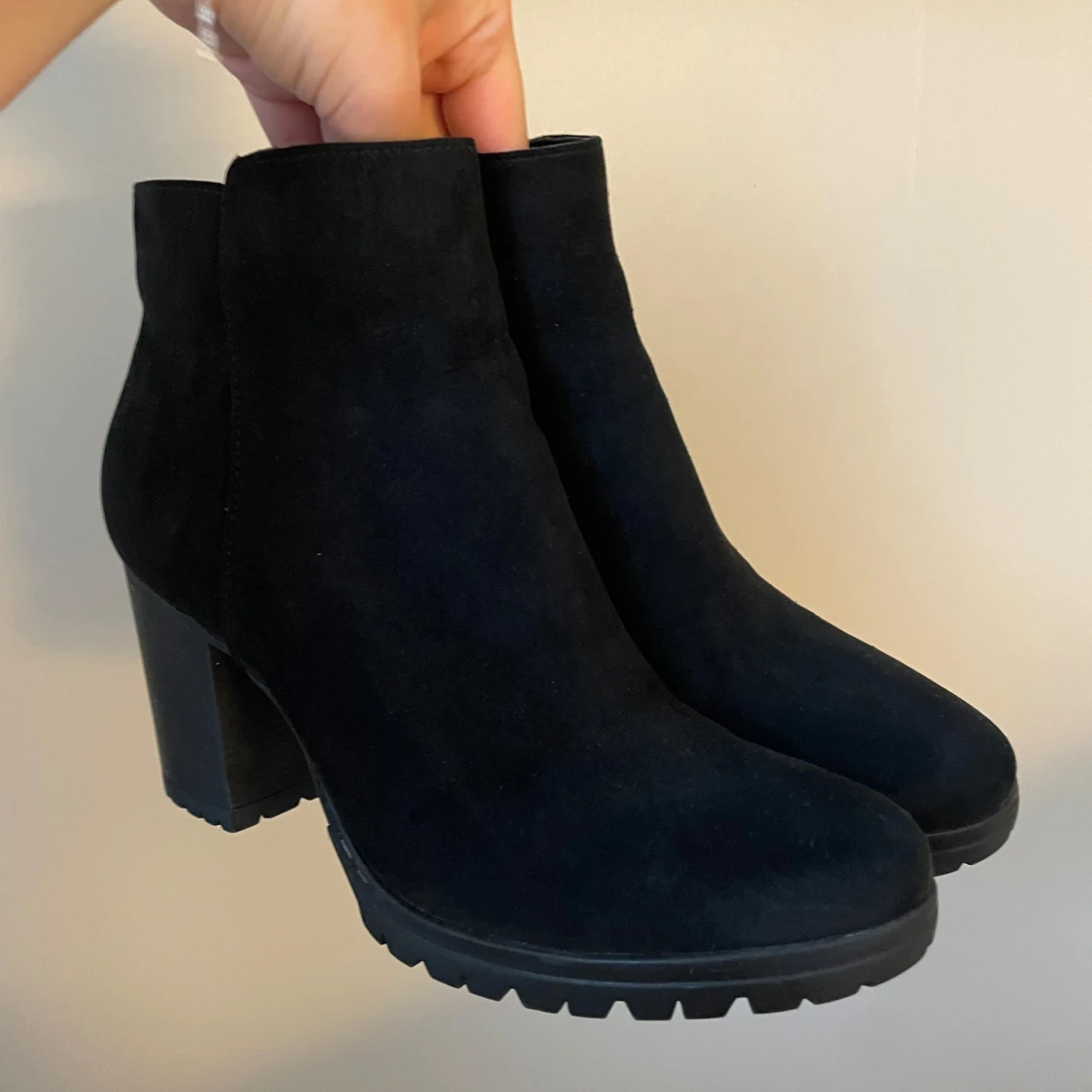 Svarta stövletter från Graceland