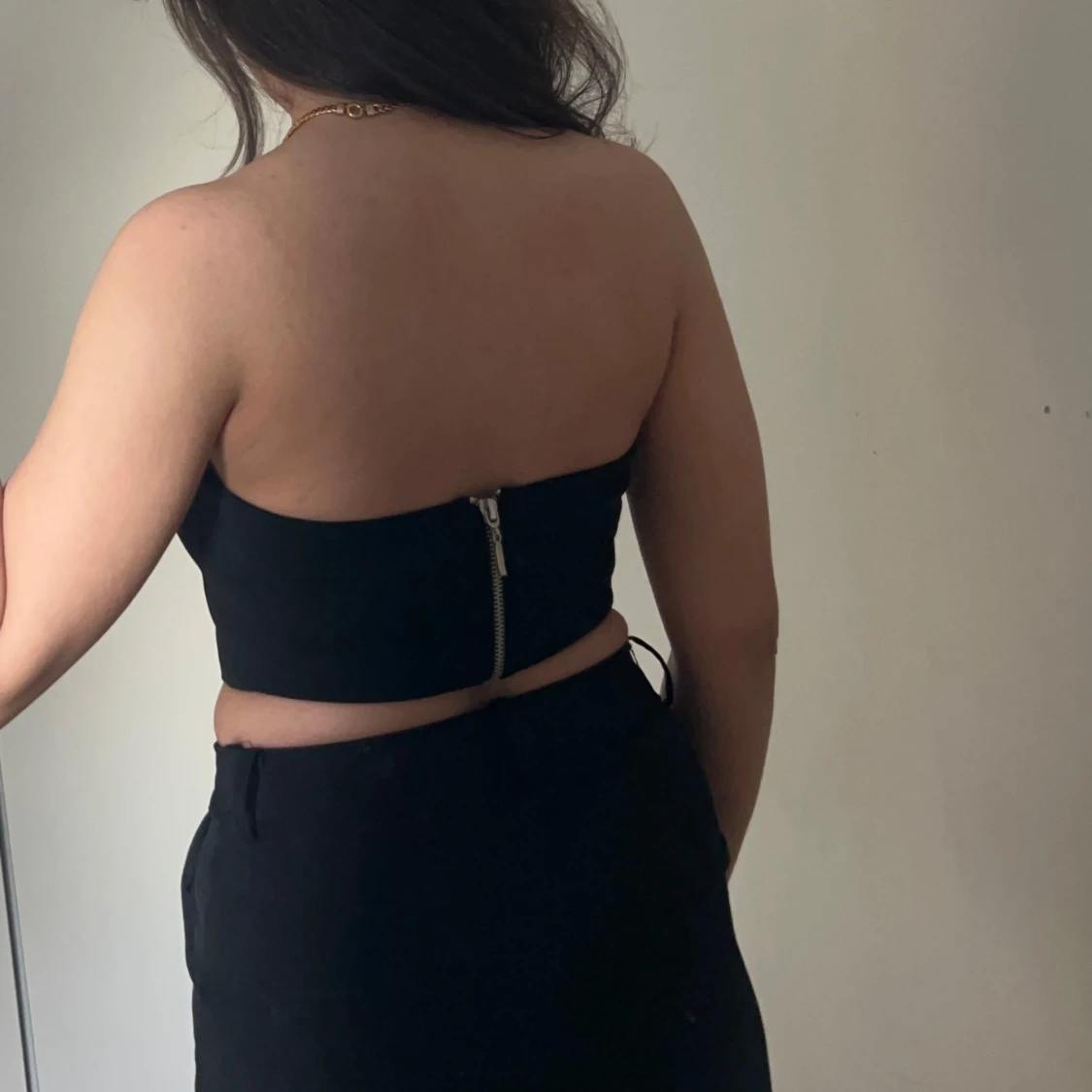 Svart korsett-topp med dragkedja - 2