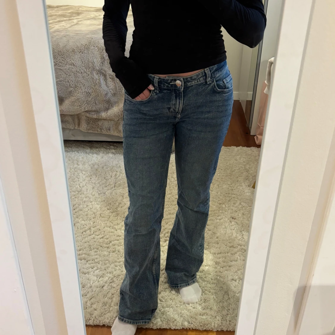 Blå bootcut jeans - 1