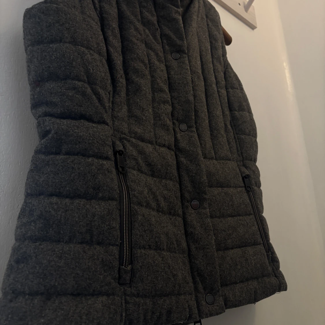 Grå quiltad väst från Tommy Hilfiger - 3