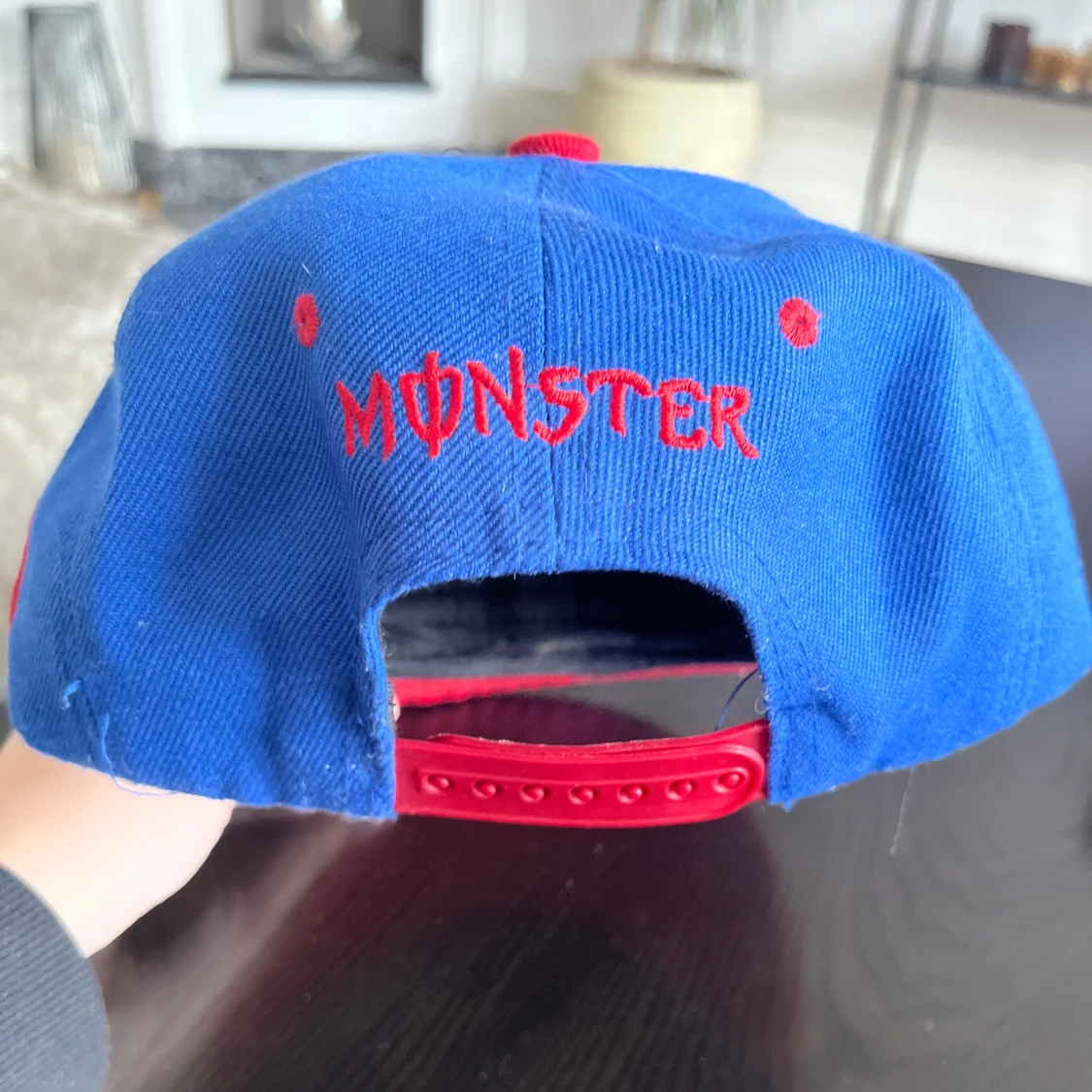 Blå och röd Monster keps - 1