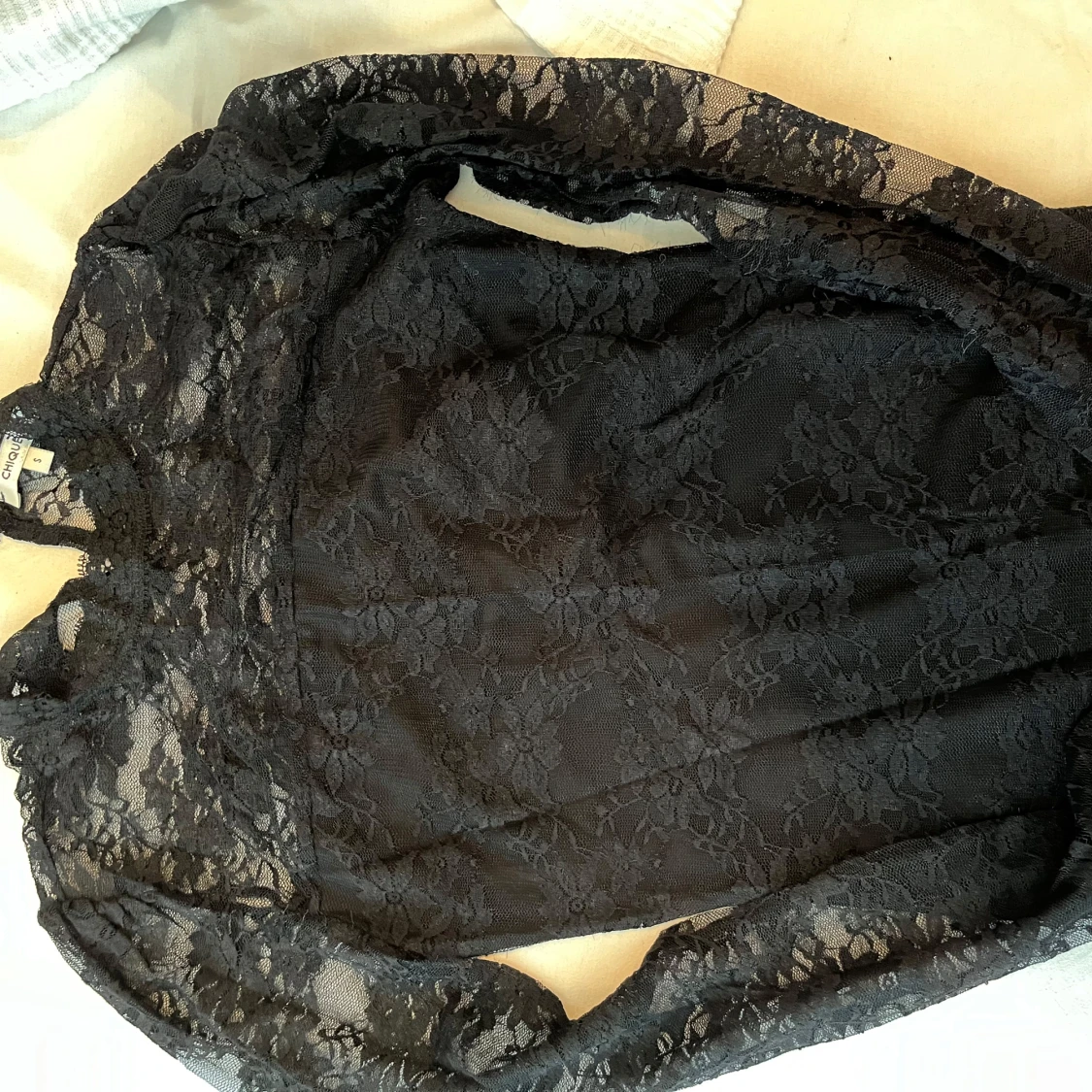 Svart spetströja från Chiquelle - 1