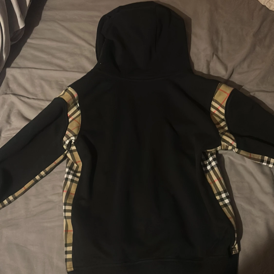 Svart Burberry hoodie - 1