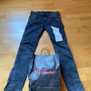 Replay jeans - Äkta replay jeans. Kvitto och allt finns. Bara kom med frågor.
